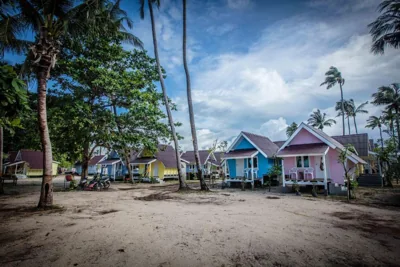 Bungalow - Beach Front — The Pier